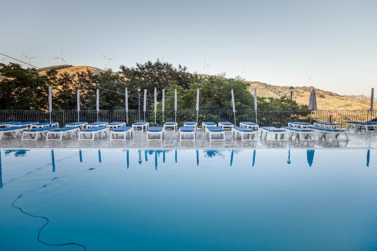 Agri-Hotel Da Marianna Resort & Spa Santa Domenica Vittoria Exterior photo